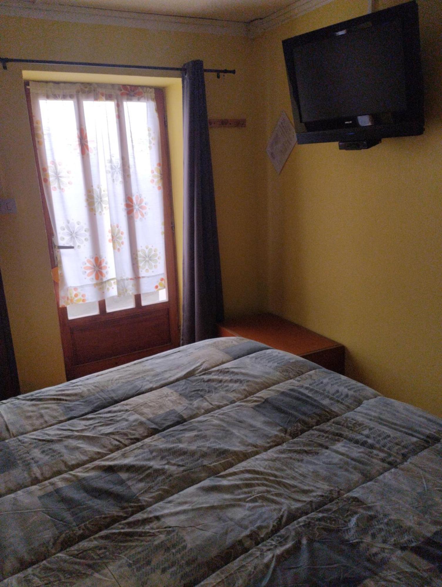 B&B La Marmotta Coazze Bilik gambar